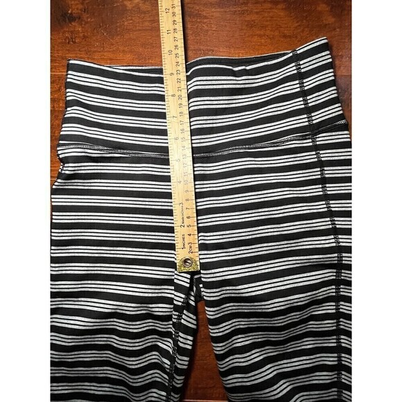 Athleta Black Gray Striped Athetic Legging Running Sz Small - Picture 6 of 6